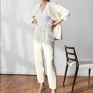 NWT Express Super High Waisted Belted Linen-Blend Paperbag Ankle Pant in Swan